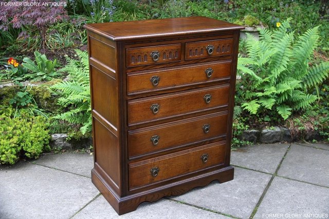 Image 90 of AN OLD CHARM CARVED LIGHT OAK CHEST OF SIX DRAWERS TV STAND