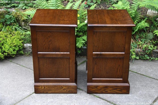 Image 34 of PAIR OF OLD CHARM OAK BEDSIDE CABINETS LAMP TABLE DRAWERS