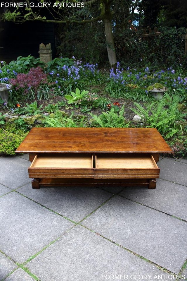 Image 70 of A LARGE SOLID TUDOR OAK TWO DRAWER COFFEE TABLE STAND