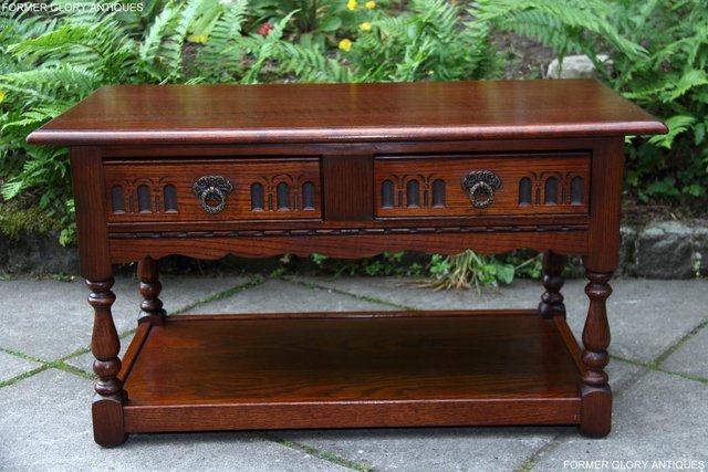 Image 19 of OLD CHARM TUDOR BROWN OAK TWO DRAWER TEA COFFEE TABLE STAND