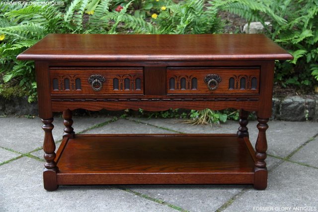 Image 31 of OLD CHARM TUDOR BROWN OAK TWO DRAWER TEA COFFEE TABLE STAND