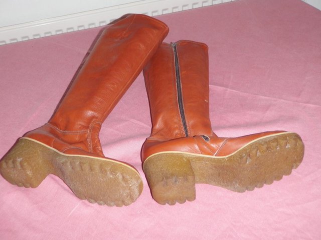 Image 2 of Vintage 1970's tan leather knee high boots,size 6