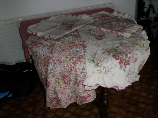 Image 2 of Floral Single Bedding