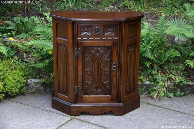 Preview of the first image of OLD CHARM LIGHT OAK CABINET CUPBOARD DRESSER BASE SIDEBOARD.