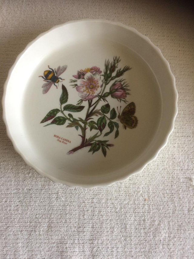 Preview of the first image of Portmeirion Fluted Flan /Quiche Dish(rosa canina) dog rose.