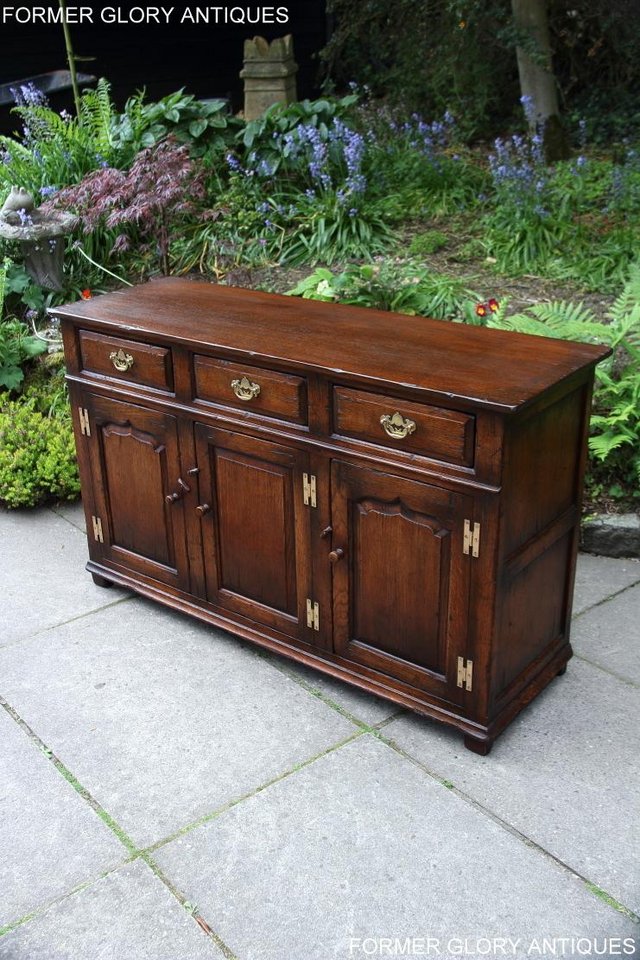 Image 7 of A TITCHMARSH AND GOODWIN OAK SIDEBOARD DRESSER BASE CABINET