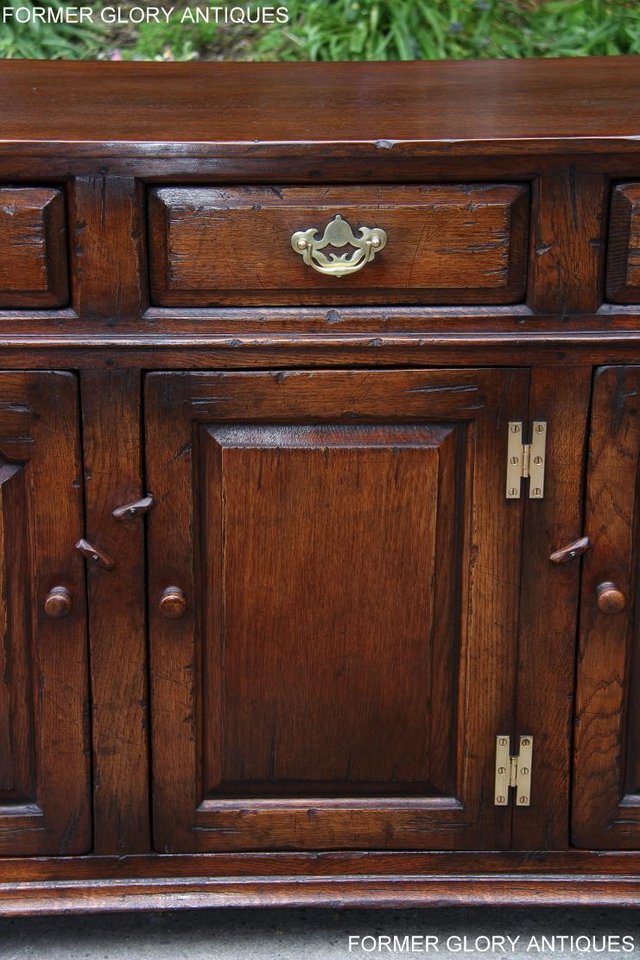 Image 13 of A TITCHMARSH AND GOODWIN OAK SIDEBOARD DRESSER BASE CABINET