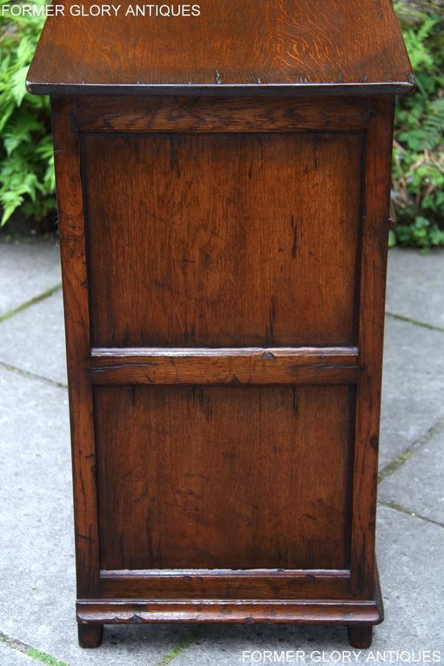Image 16 of A TITCHMARSH AND GOODWIN OAK SIDEBOARD DRESSER BASE CABINET