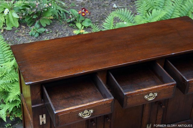 Image 39 of A TITCHMARSH AND GOODWIN OAK SIDEBOARD DRESSER BASE CABINET