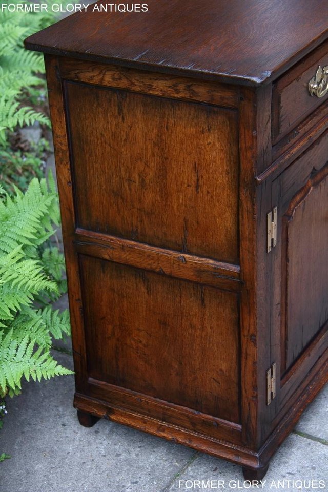 Image 46 of A TITCHMARSH AND GOODWIN OAK SIDEBOARD DRESSER BASE CABINET
