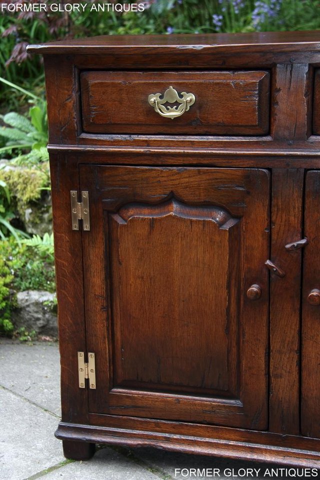 Image 53 of A TITCHMARSH AND GOODWIN OAK SIDEBOARD DRESSER BASE CABINET