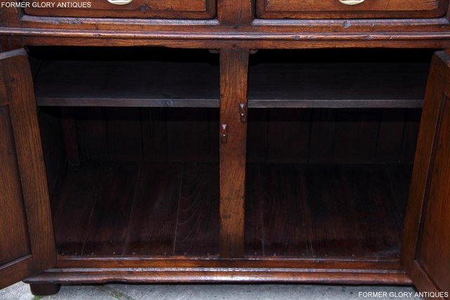 Image 77 of A TITCHMARSH AND GOODWIN OAK SIDEBOARD DRESSER BASE CABINET