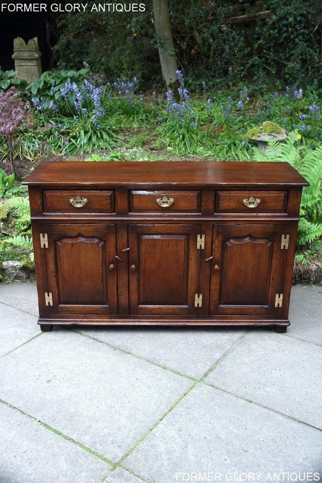 Image 78 of A TITCHMARSH AND GOODWIN OAK SIDEBOARD DRESSER BASE CABINET