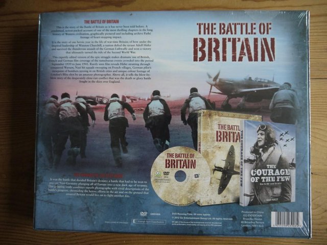 Image 2 of World War II Book & DVD Set