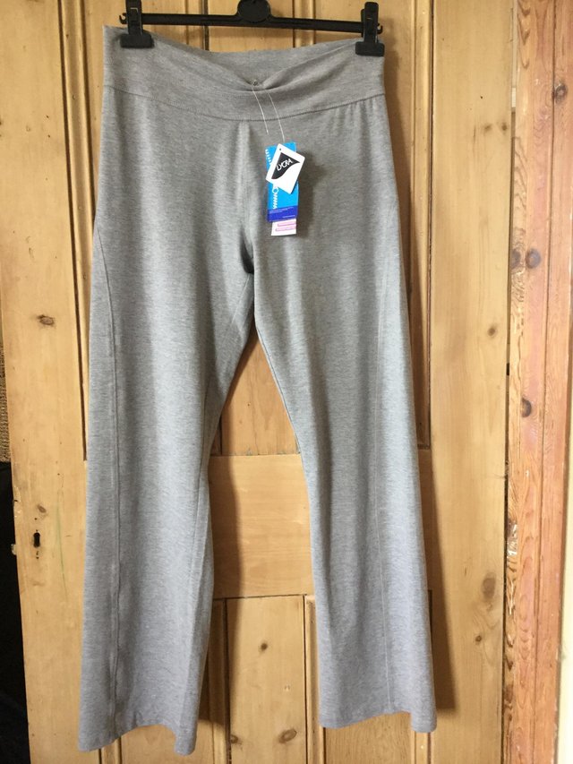 Image 4 of CRANE Yoga Pants, M, BNWT, Rear Zip Pocket