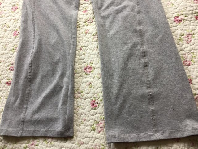 Image 9 of CRANE Yoga Pants, M, BNWT, Rear Zip Pocket