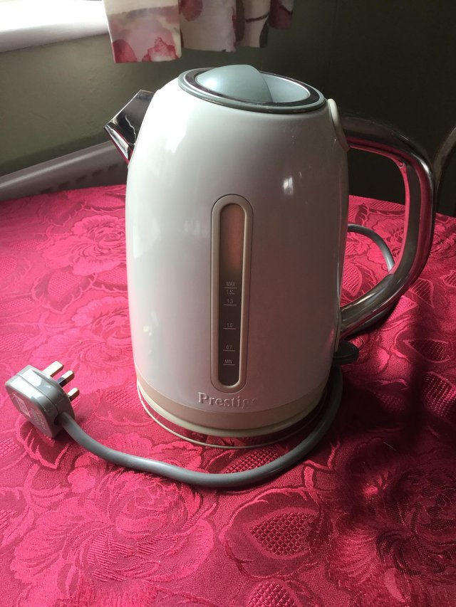 Preview of the first image of ELECTRIC KETTLE.