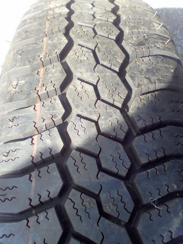 Image 3 of NEW WHEEL & NEW MICHELIN TYRE 165 R13 86 R