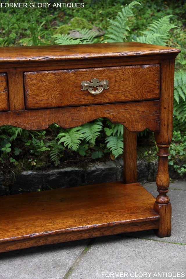 Image 8 of TITCHMARSH AND GOODWIN OAK DRESSER BASE SIDEBOARD HALL TABLE