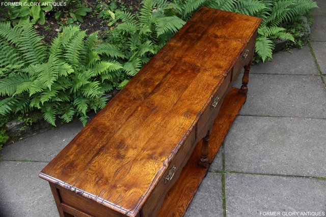 Image 32 of TITCHMARSH AND GOODWIN OAK DRESSER BASE SIDEBOARD HALL TABLE