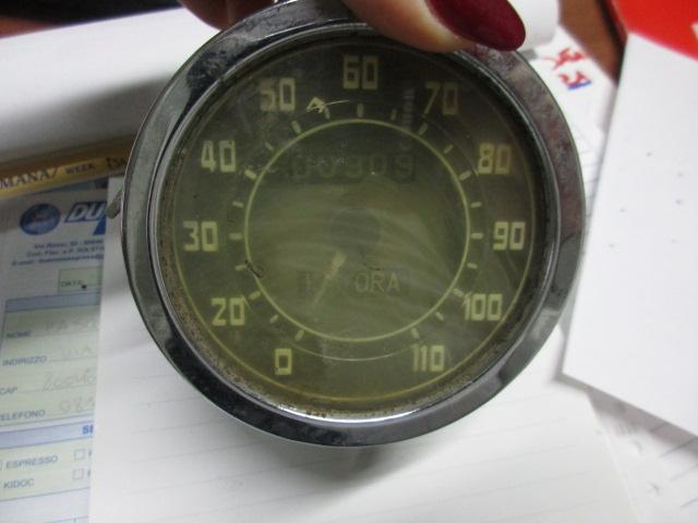 Preview of the first image of Speedometer Fiat 500 C Topolino.