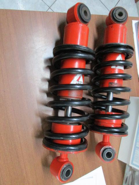 Preview of the first image of Front shock absorbers with springs Ferrari F40.