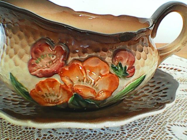 Image 3 of Carltonware Sauce boat with stand