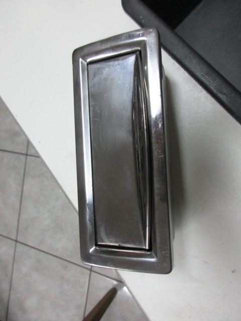 Preview of the first image of Ashtray in the door armrest for Fiat 130 Coupè.