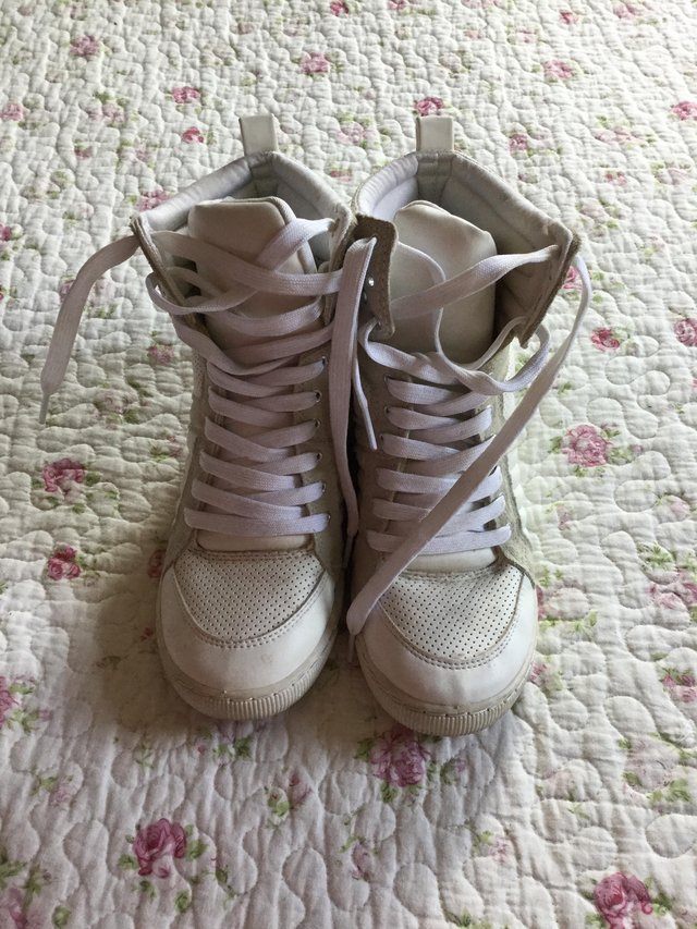 Preview of the first image of BANK Nikki Hi Top Lace-up WEDGE Trainer, sz 5.