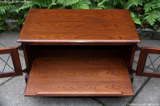 Image 5 of OLD CHARM TUDOR BROWN OAK TV STAND TABLE DVD CABINET UNIT