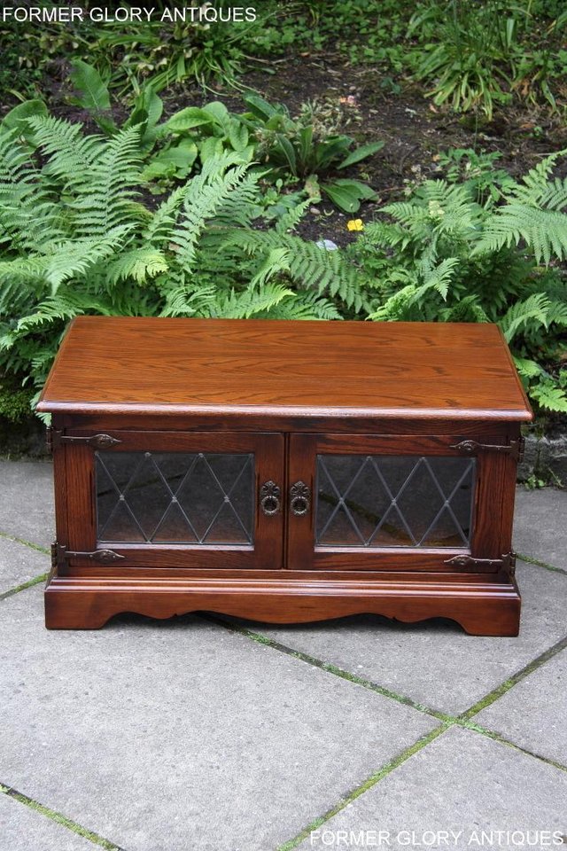Image 50 of OLD CHARM TUDOR BROWN OAK TV STAND TABLE DVD CABINET UNIT