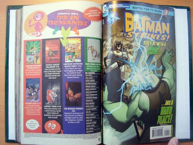 Image 2 of 50 comics collection Batman Strikes complete English