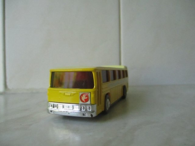 Preview of the first image of SCALE MODEL IMPORTED JAPANESE SIGHTSEEING BUS.