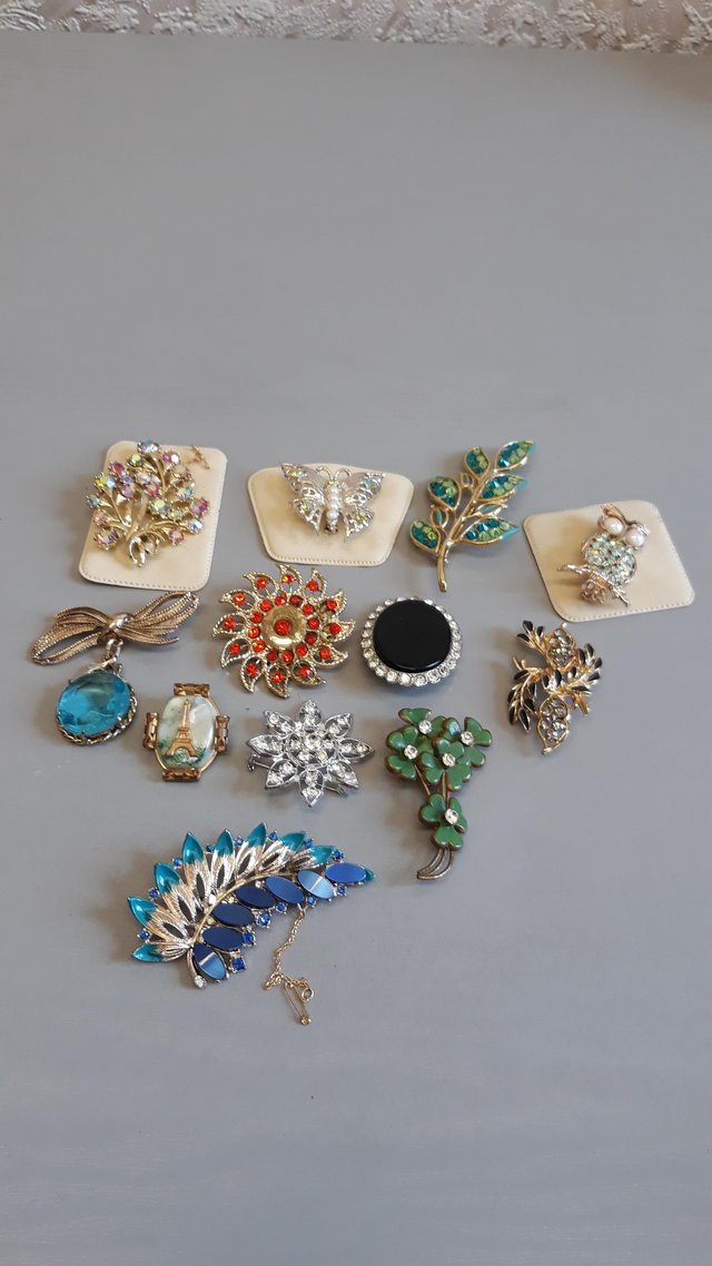 Image 2 of Brooches