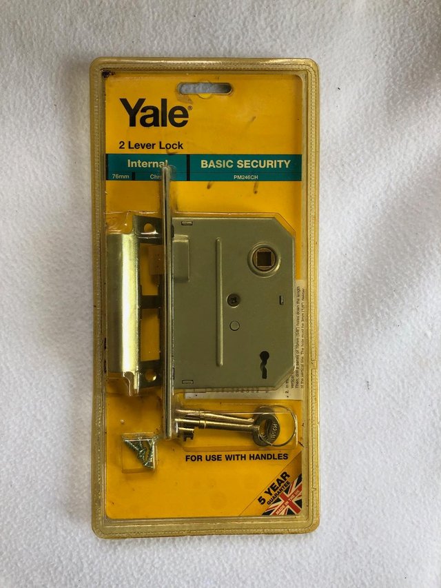 Preview of the first image of Yale 2 Leaver Lock (new).