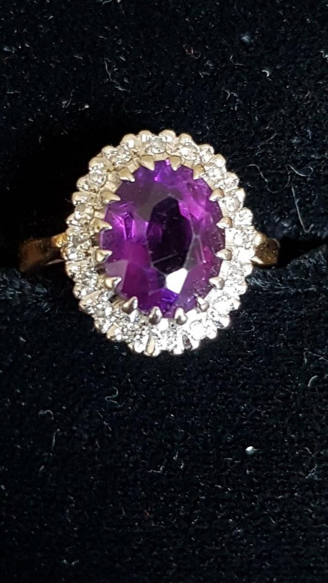 Image 3 of Amethyst & diamond 18ct. gold cluster ring