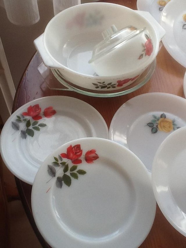 Preview of the first image of Vintage JAJ Pyrex and Phoenix opalware.