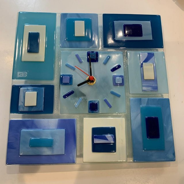 Image 2 of Mdina Glass Clock (blue)