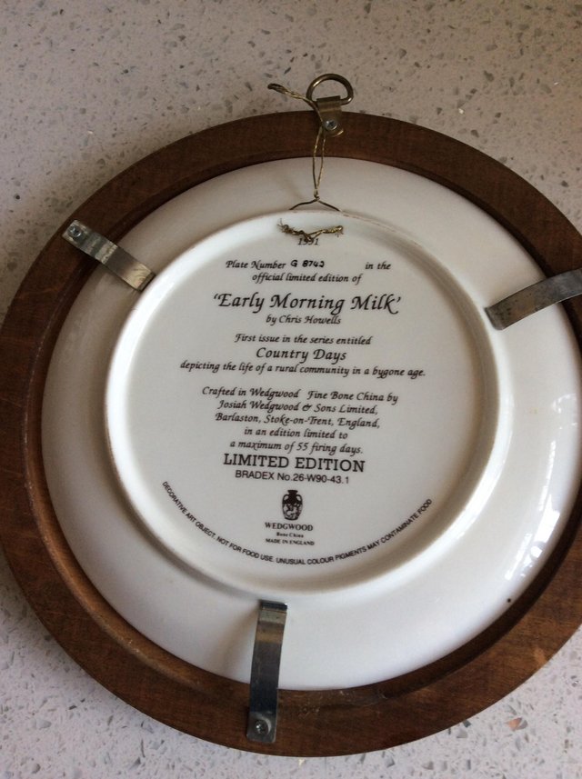 Image 2 of Wall plaque/plate