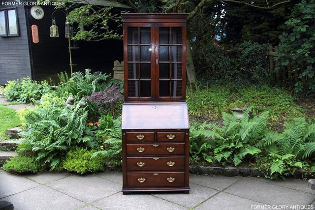 Image 32 of A TITCHMARSH AND GOODWIN BUREAU BOOKCASE DESK WRITING TABLE