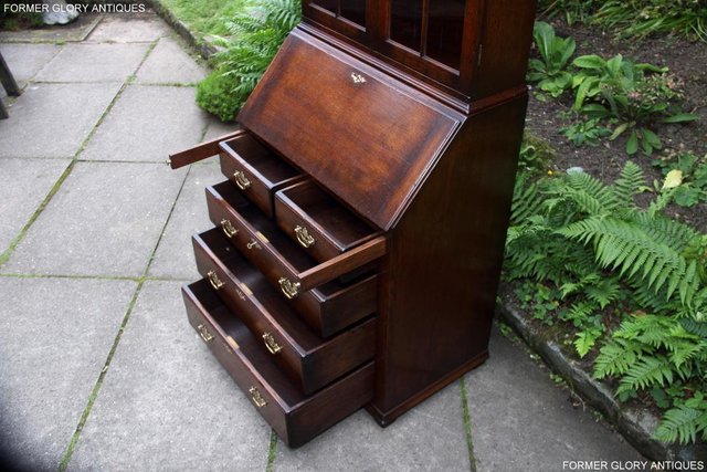 Image 35 of A TITCHMARSH AND GOODWIN BUREAU BOOKCASE DESK WRITING TABLE