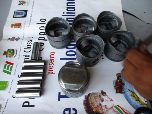 Image 2 of Pistons 0,10 for Maserati 3500