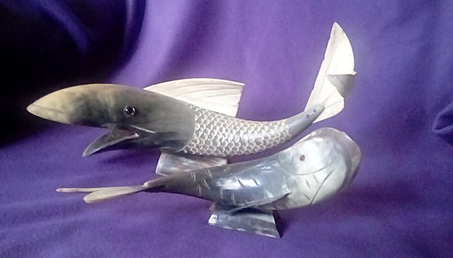 Image 2 of Carved Horn 2x Fish with Stand