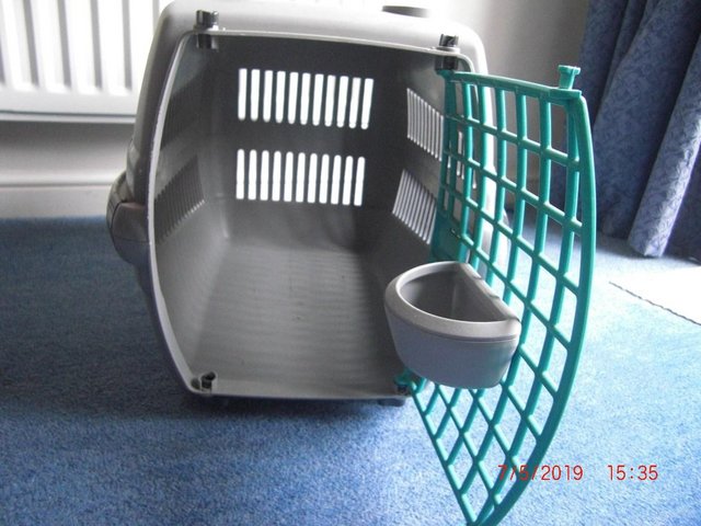 Image 3 of Large sturdy  Pet Carrier