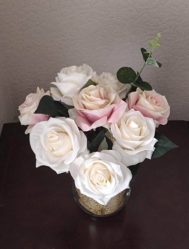 Image 2 of Pretty White/Pink Rose Flower Arrangement