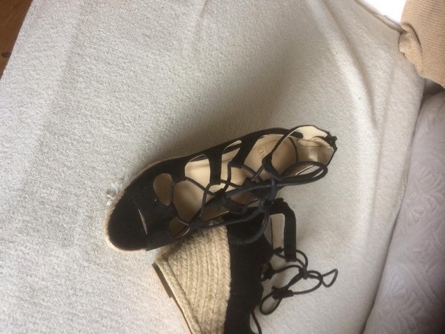 Image 2 of Oasis Ladies black wedge shoes