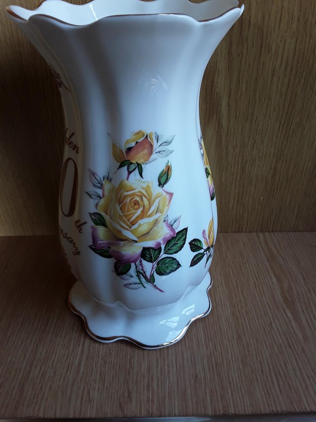 Image 2 of Vase golden wedding anniversary