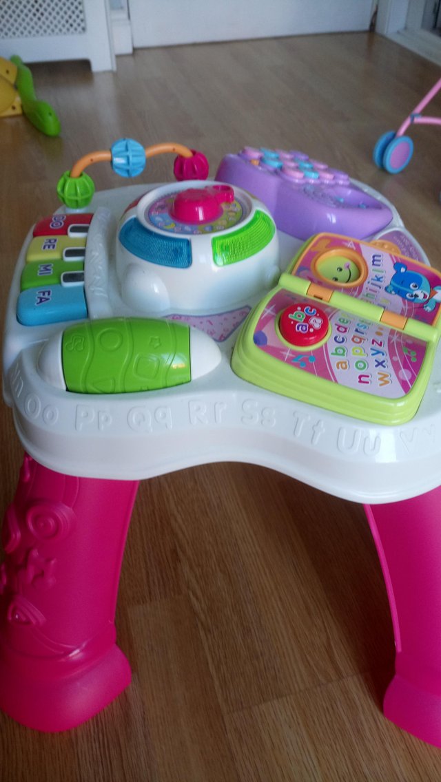 Image 2 of Vtech learn and play activity table