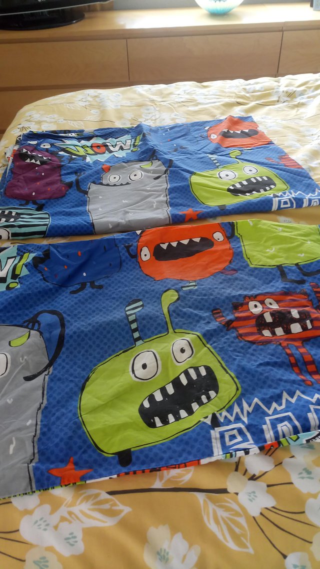 Preview of the first image of Next single duvet set.