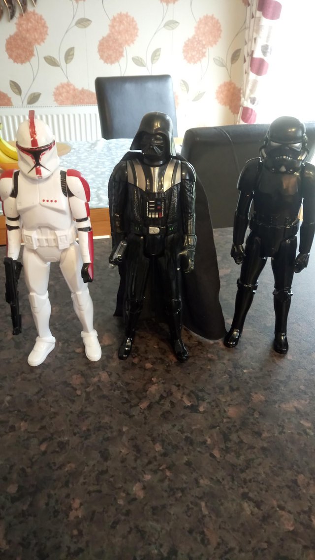 Preview of the first image of Star wars figures.